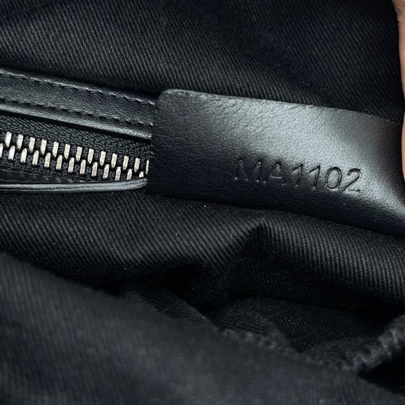 GIVENCHY Nightingale Calfskin Leather handbag Zipper bag Strap black brown HTF - Picture 9 of 12